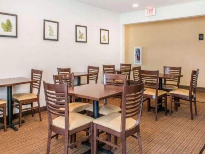 Sleep Inn Springfield West Екстериор снимка